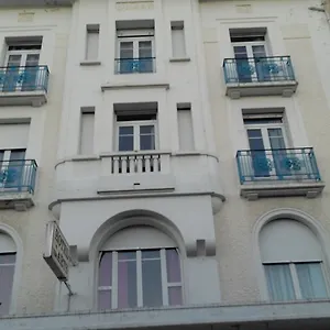 ** Hotel Des Arts France